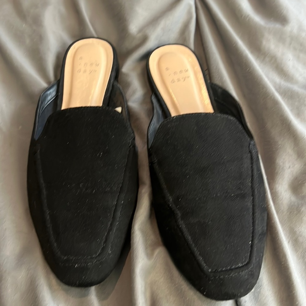 Black flats